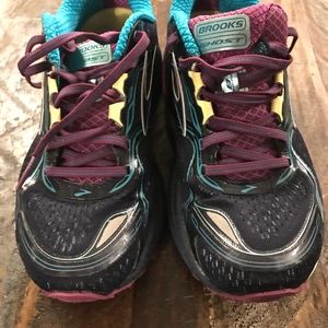 brooks ghost 8 women's size 10